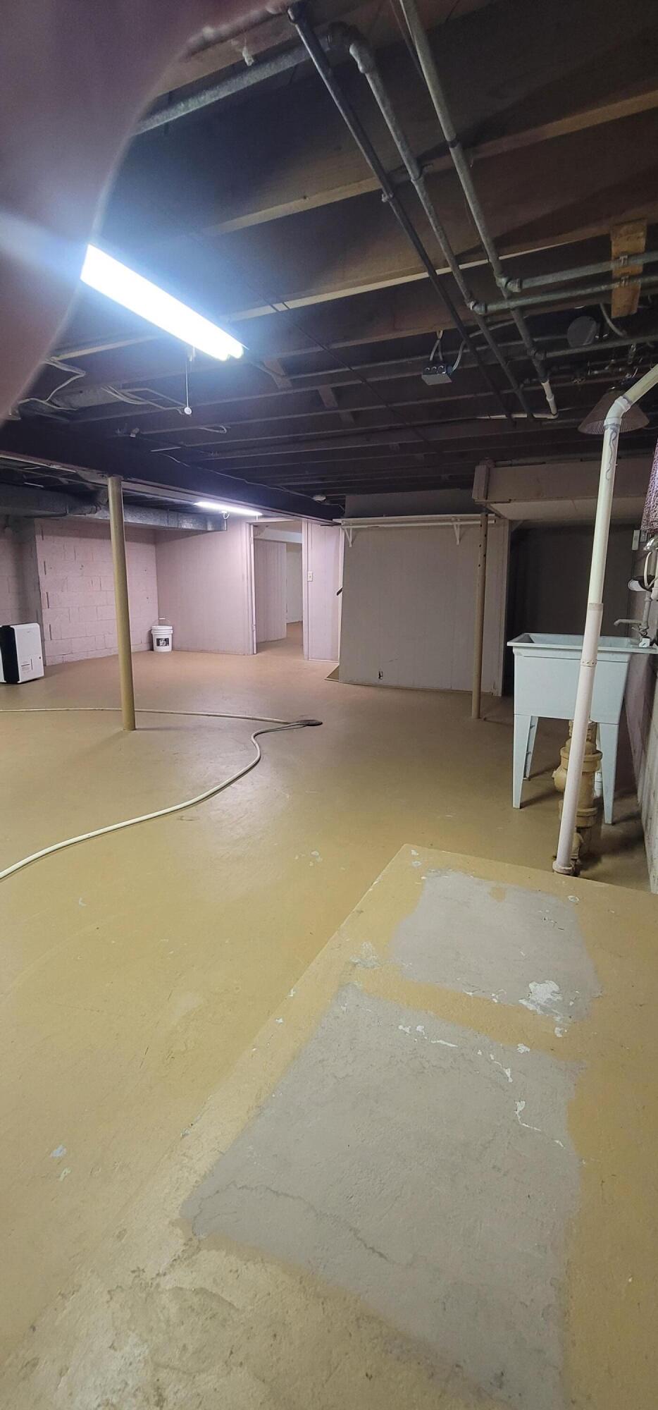 601 Isabelle Avenue Racine, WI 53402 - Photo 33 of 39 Basement (5)