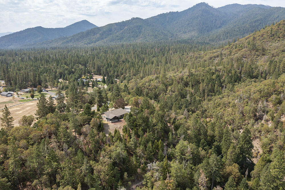 13245 Water Gap Road Williams, OR 97544 - Photo 43 of 45 45