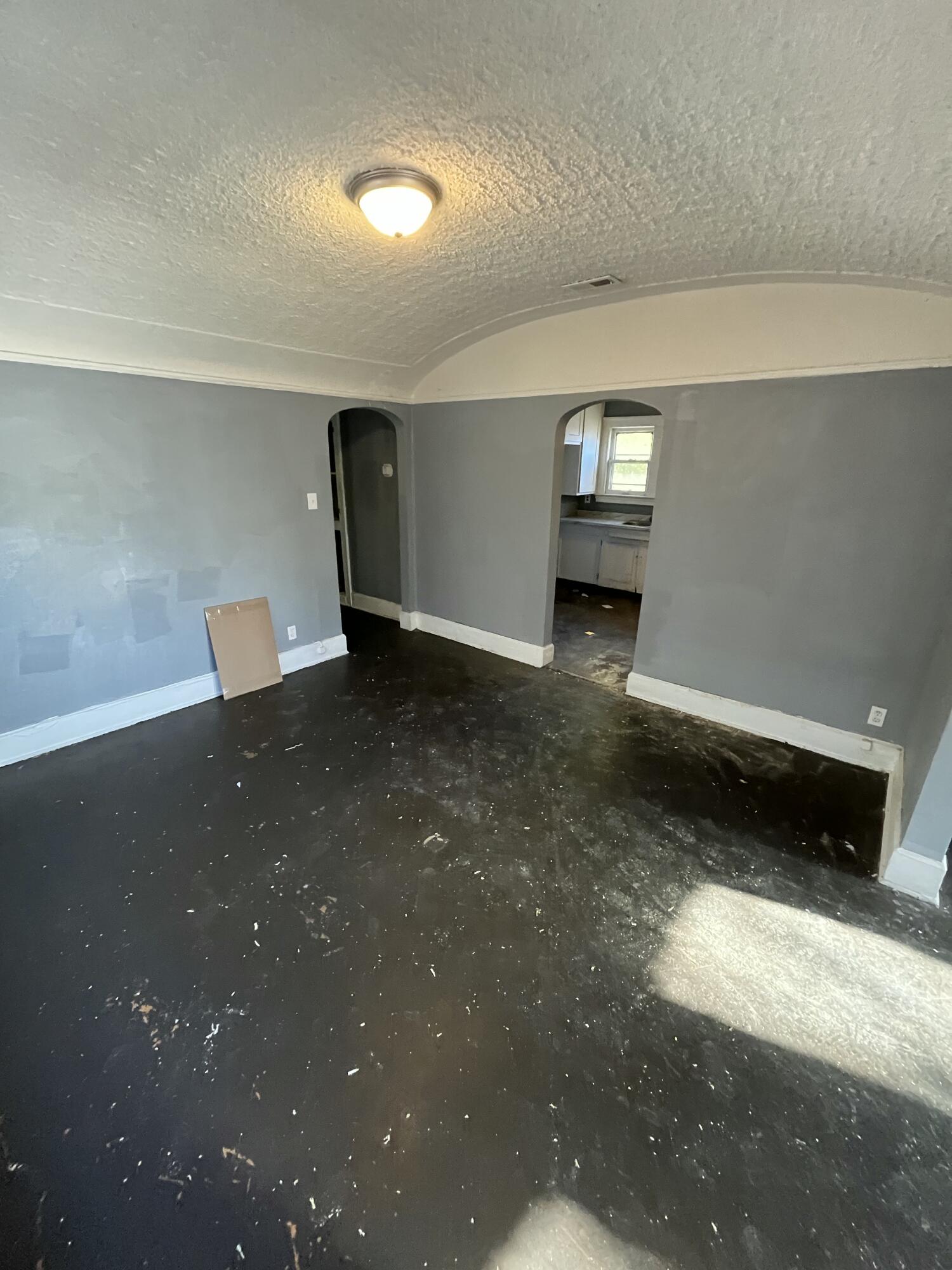 2922 Fullerton Avenue Detroit, MI 48238 - Photo 15 of 29 Unit 2 dining room updated