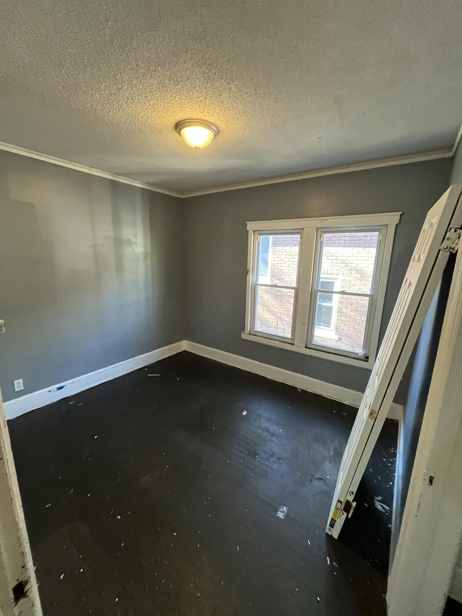 2922 Fullerton Avenue Detroit, MI 48238 - Photo 19 of 29 Unit 2 bedroom 1 updated