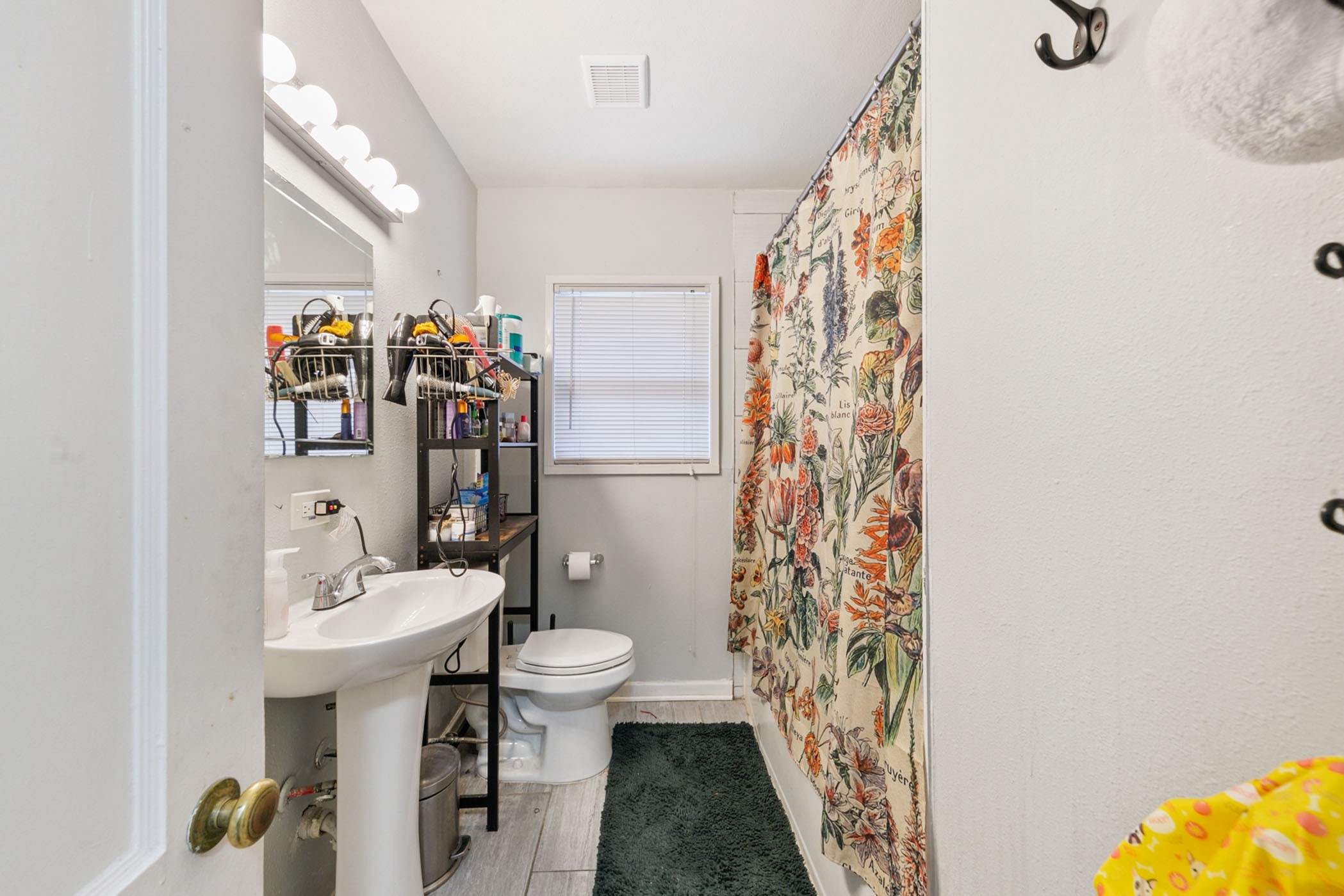4427 Jefferson Street Houston, TX 77023 - Photo 16 of 23