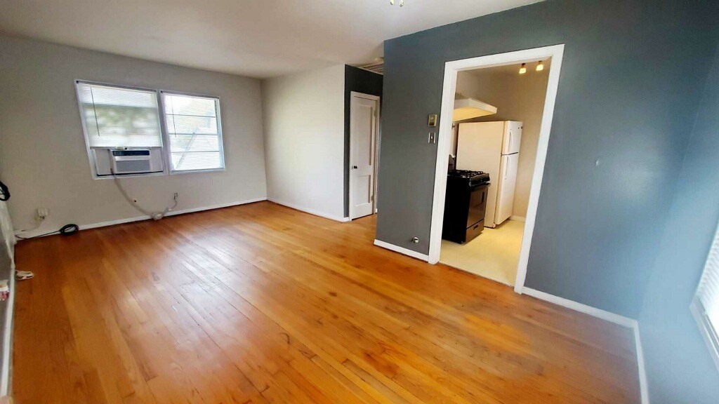 4427 Jefferson Street Houston, TX 77023 - Photo 20 of 23