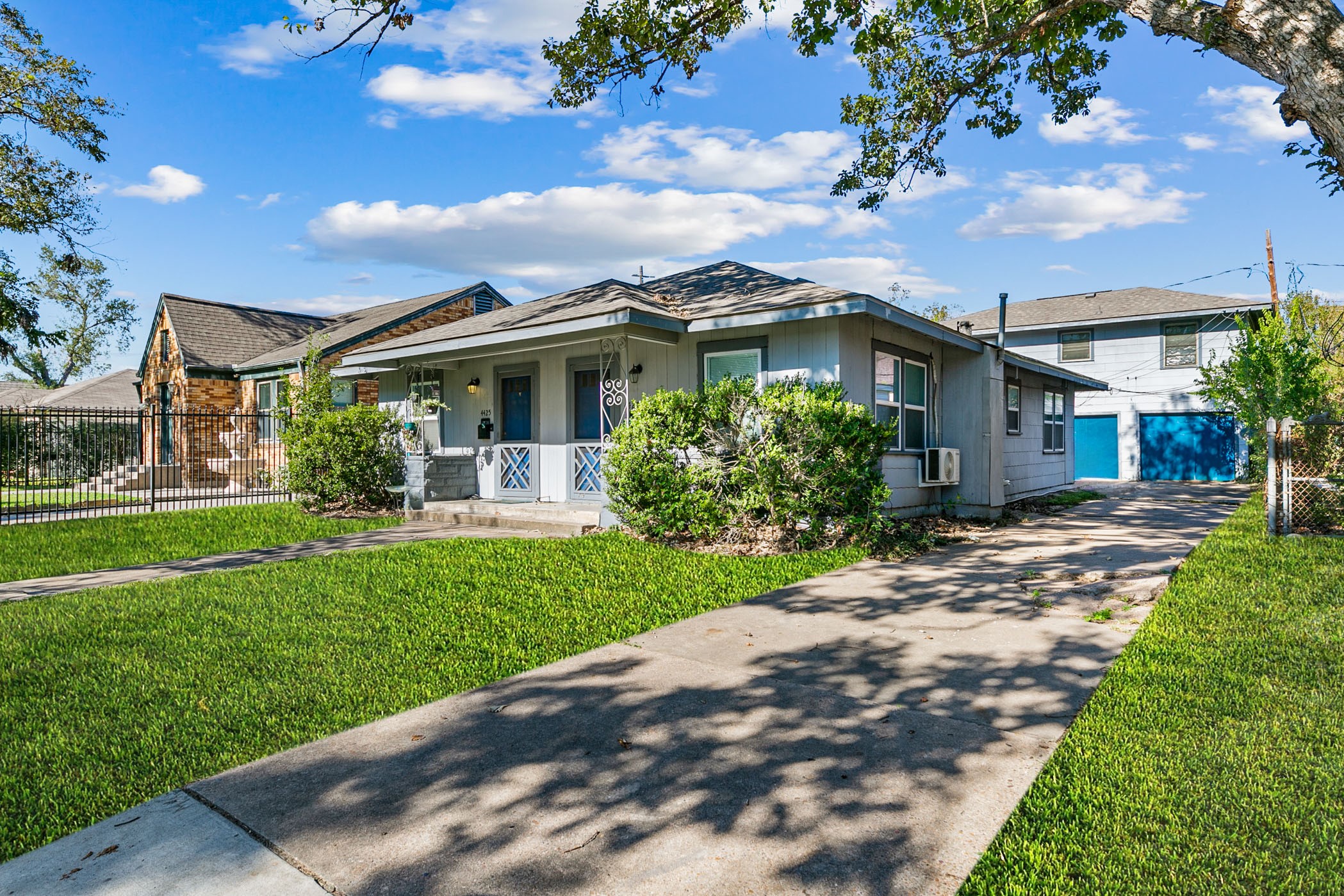 4427 Jefferson Street Houston, TX 77023 - Photo 3 of 23