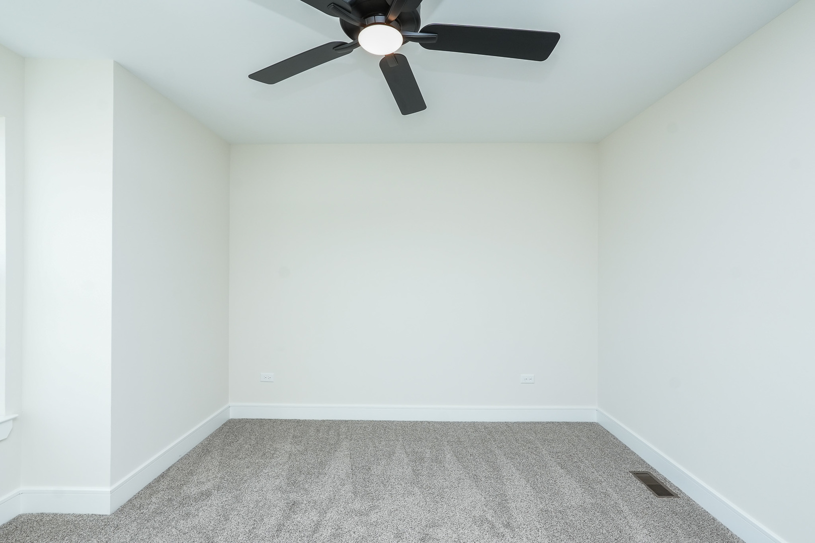 1009 Spring Street Manteno, IL 60950 - Photo 14 of 36 an empty room