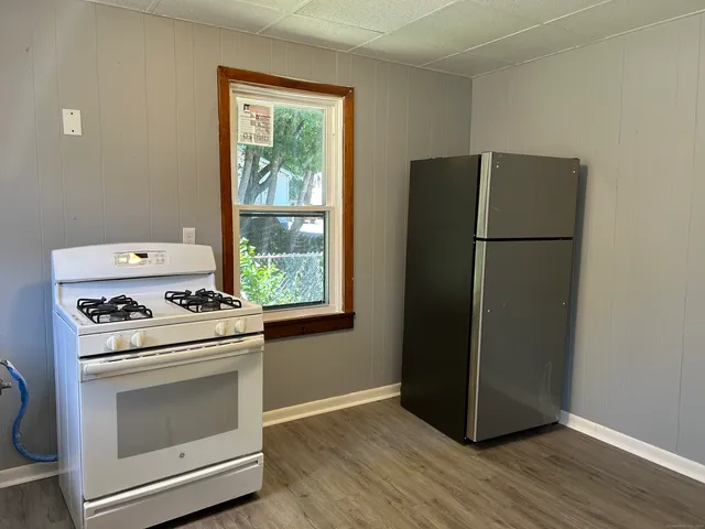 $425,000 | 14 South C Street, Norwich, CT 06380