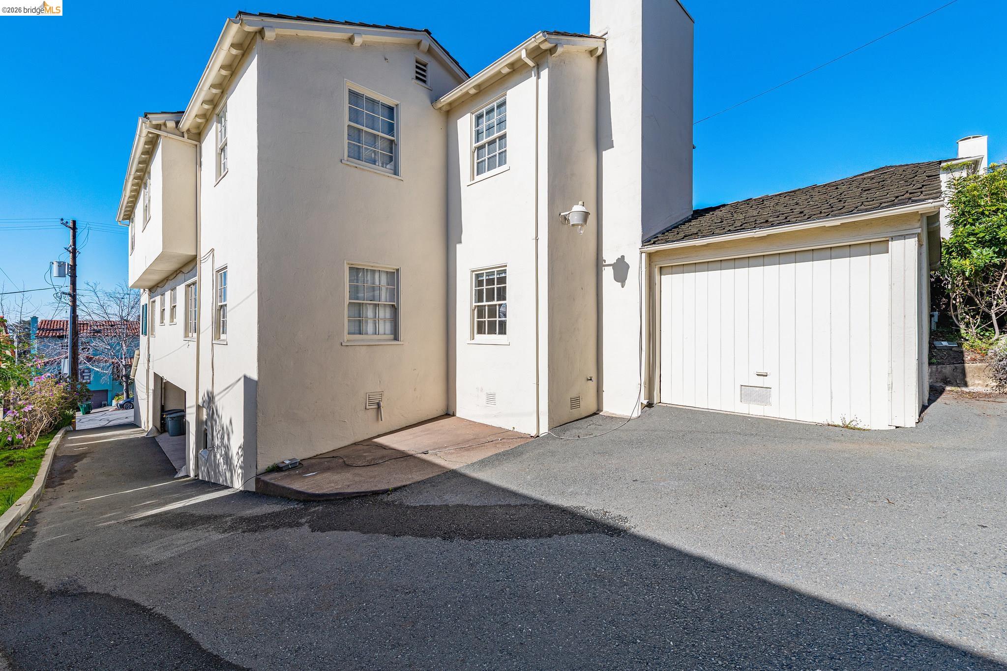 1739 Spruce Street Berkeley, CA 94709 - Photo 48 of 50