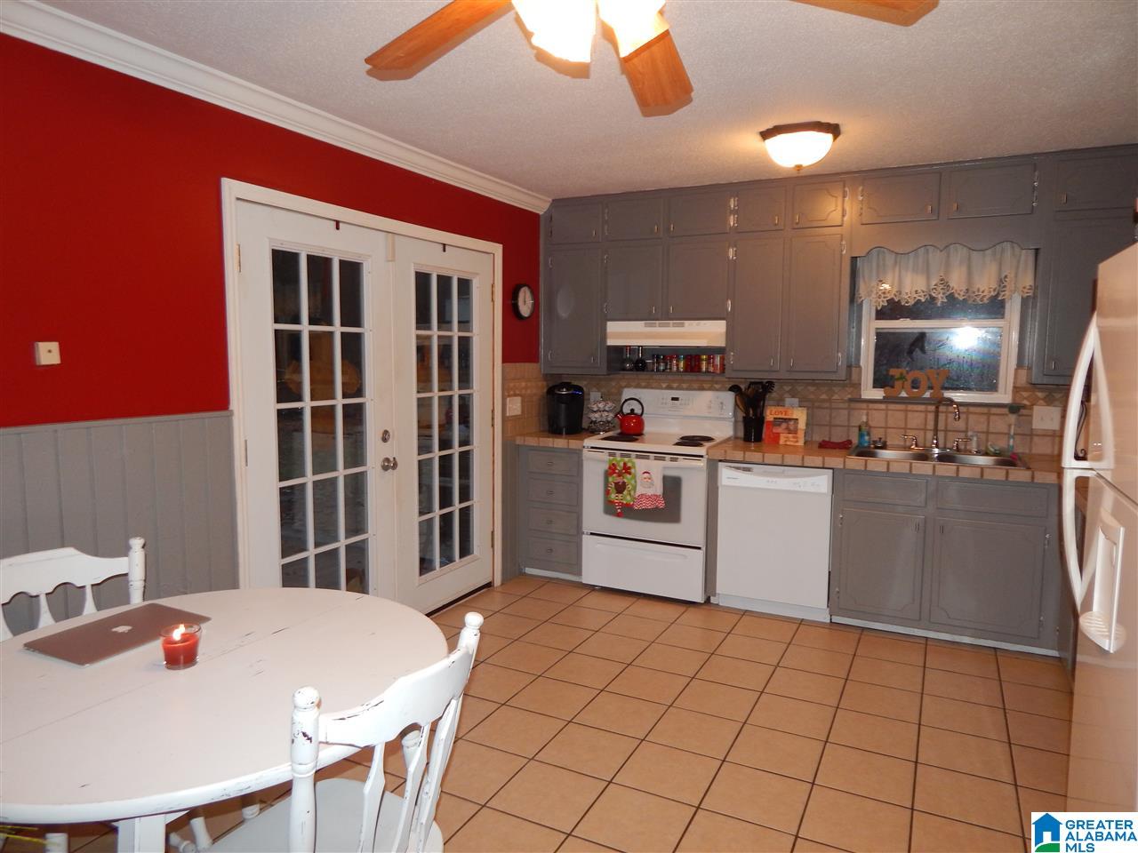 9700 Bradford Trafford Road Warrior, AL 35180 - Photo 7 of 23