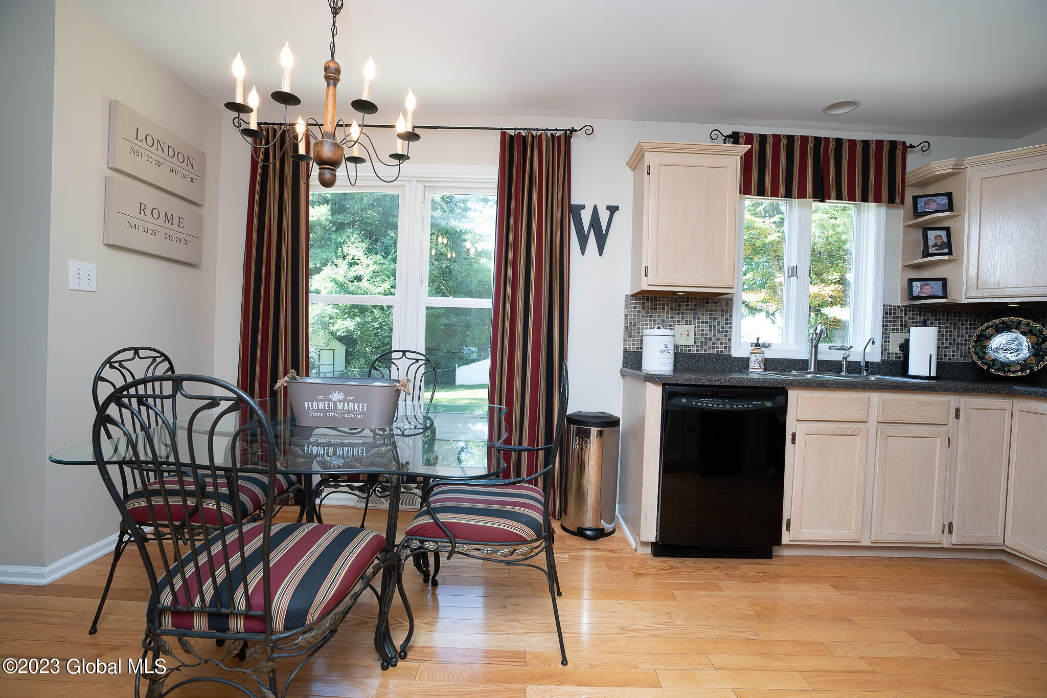 417 Deer Path Rotterdam, NY 12306 - Photo 11 of 46 045-417-Deer-Path