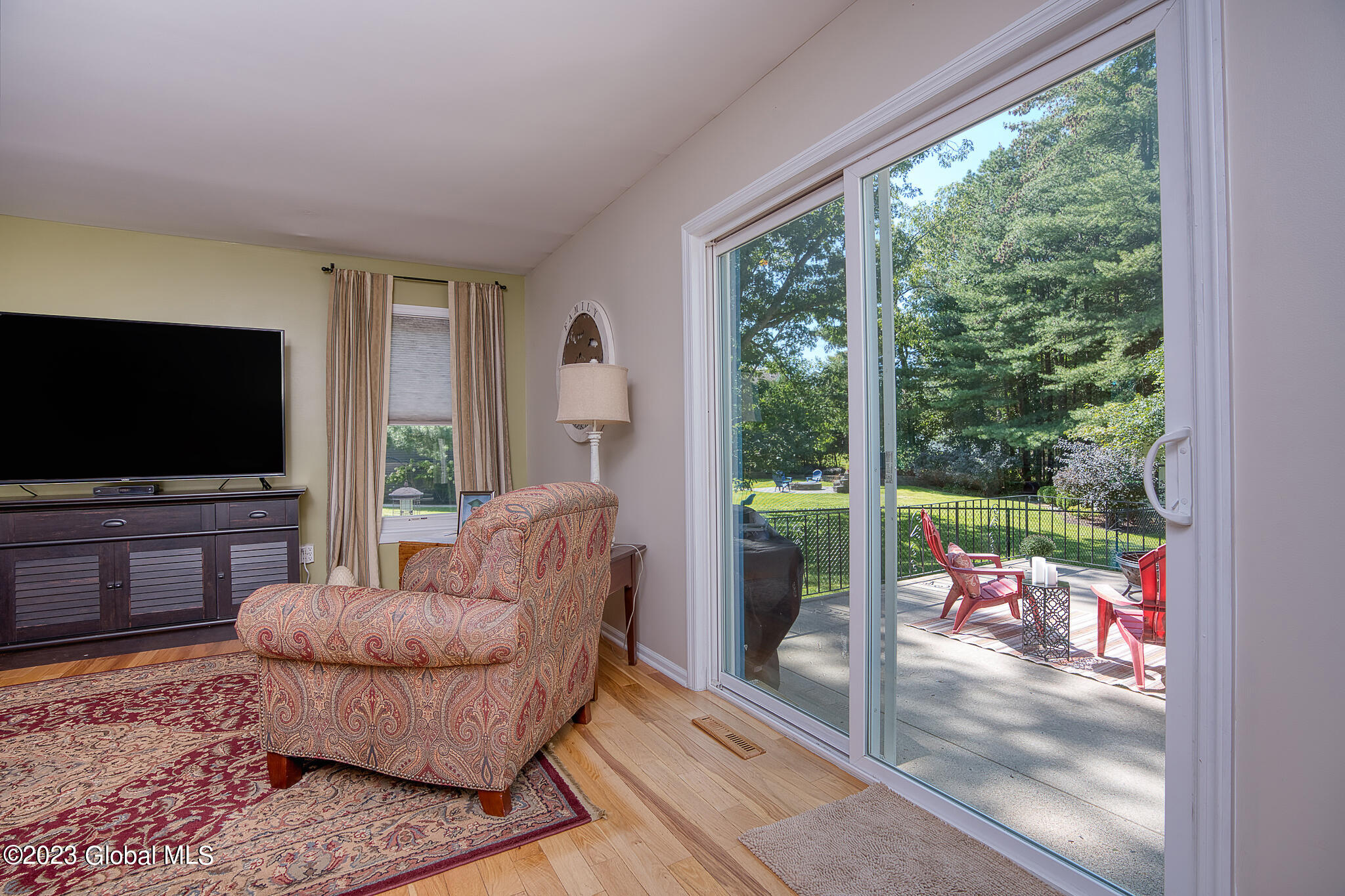 417 Deer Path Rotterdam, NY 12306 - Photo 15 of 46 019-417-Deer-Path