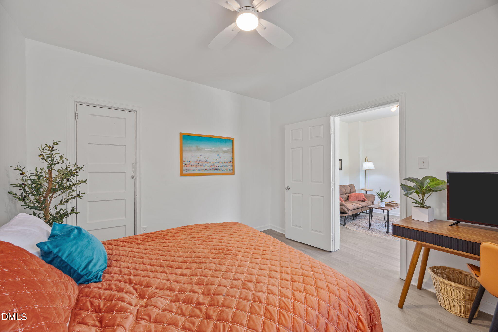 509 Cape Avenue Raleigh, NC 27601 - Photo 13 of 46 26-web-or-mls-IMG_6935