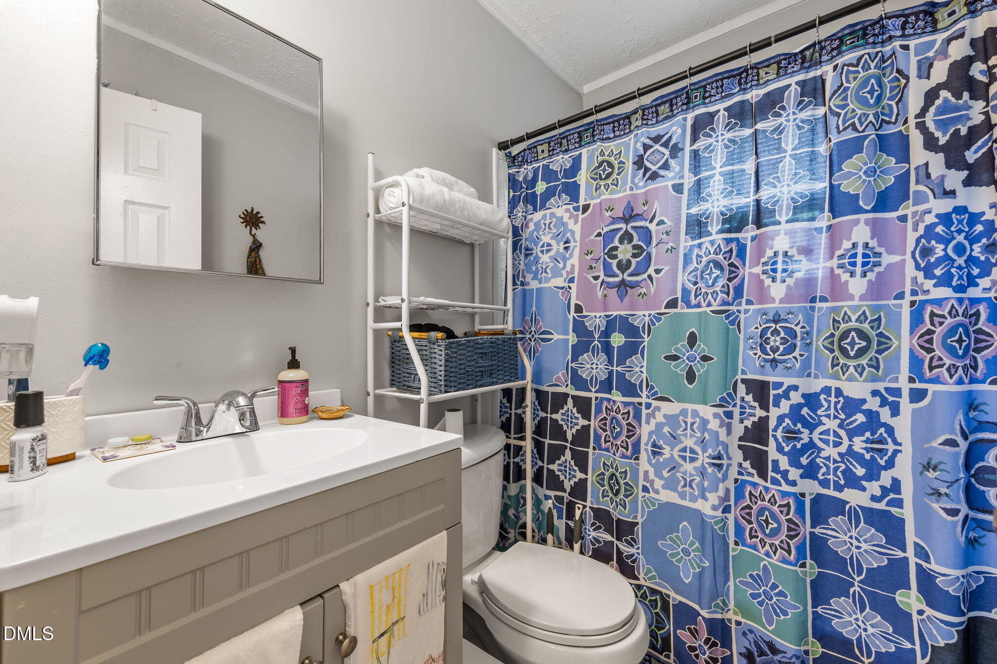 509 Cape Avenue Raleigh, NC 27601 - Photo 33 of 46 16-web-or-mls-IMG_6860