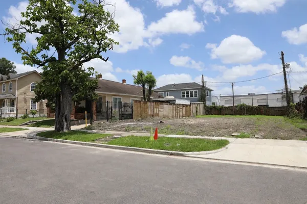 $235,000 | 305 Everton Street, Houston, TX 77003