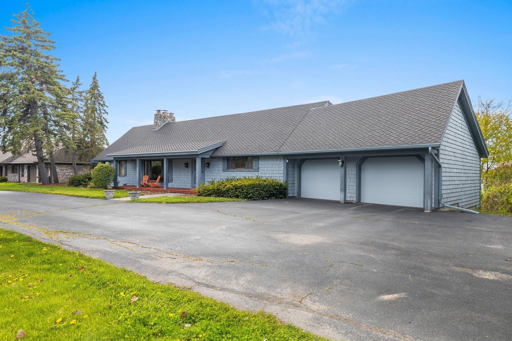 2512 Riverside Drive Green Bay, WI 54301 - Photo 1 of 79