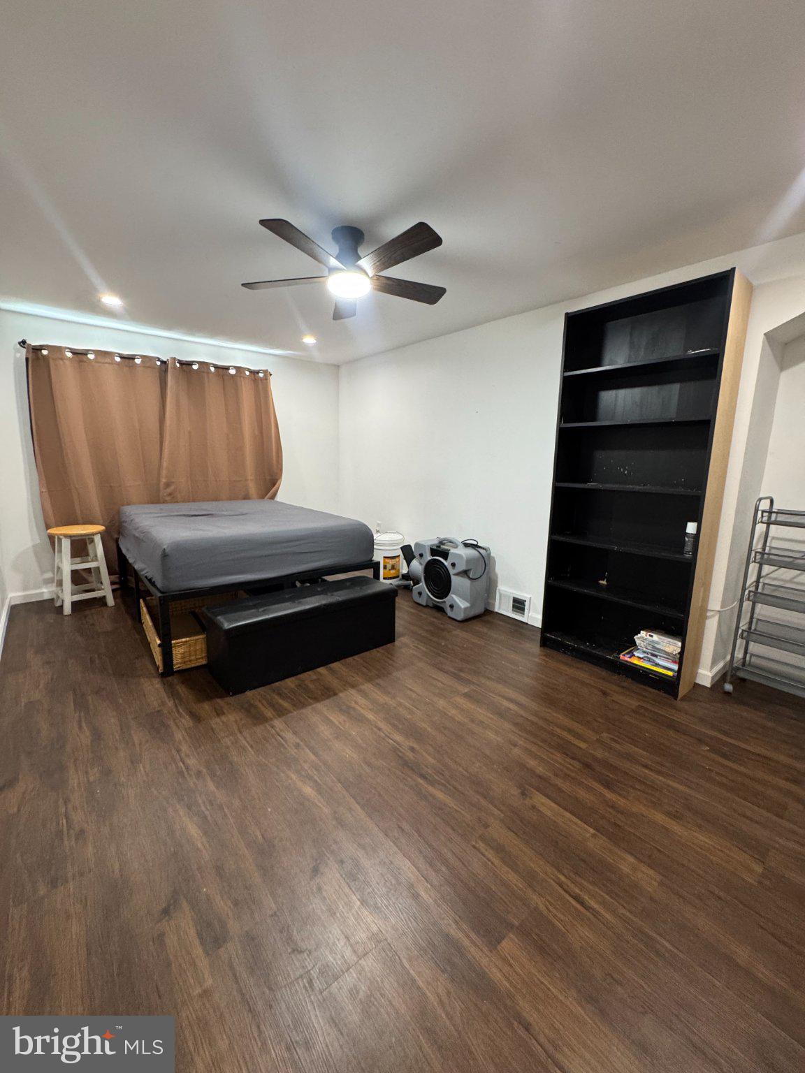 533 Tasker Avenue Norwood, PA 19074 - Photo 8 of 13