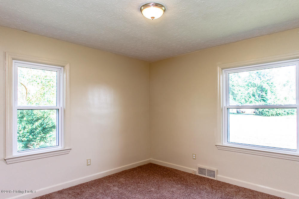 5176 Poplar Level Road Louisville, KY 40219 - Photo 13 of 18 Img12