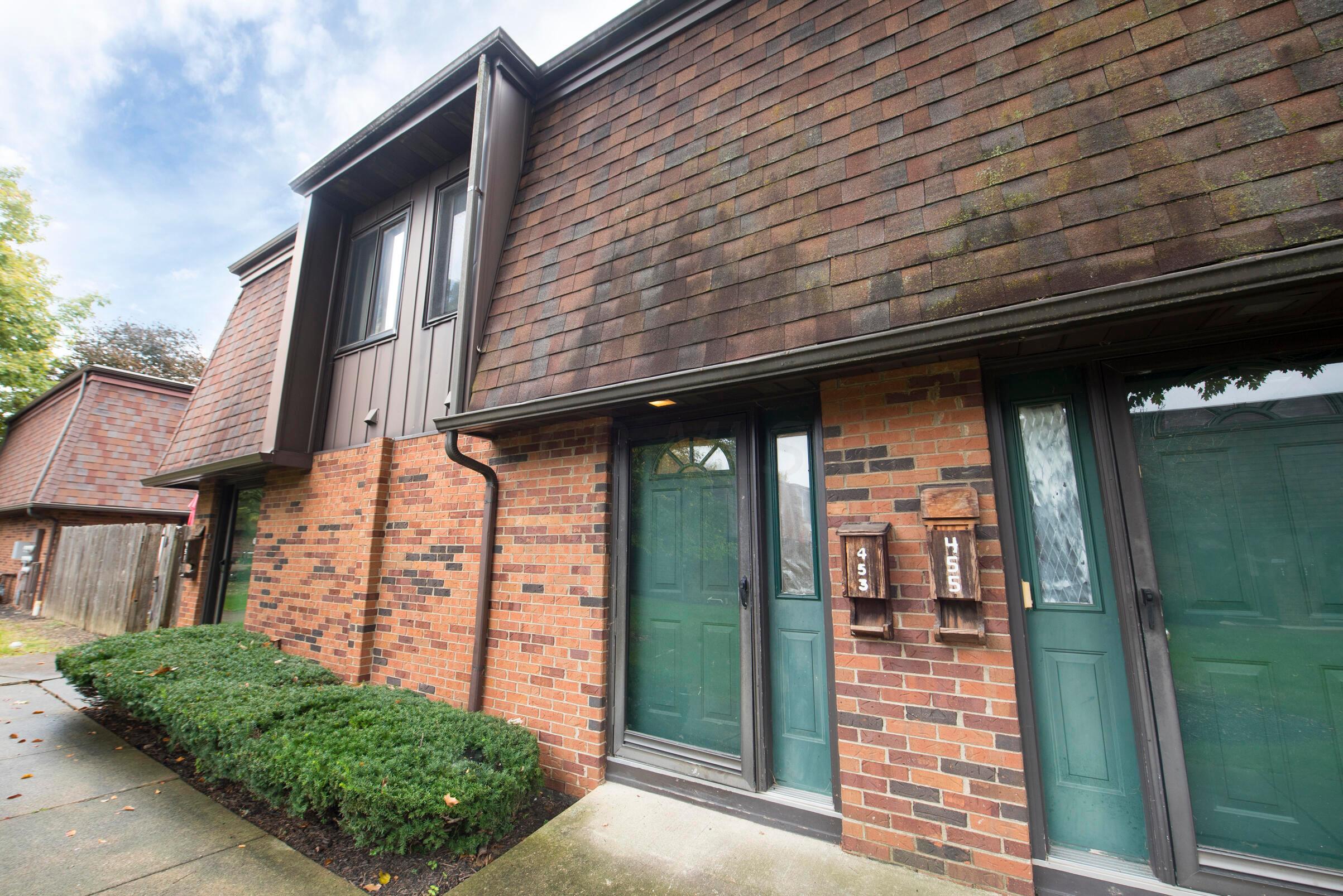 453 Shell Court East Columbus, OH 43213 - Photo 2 of 29