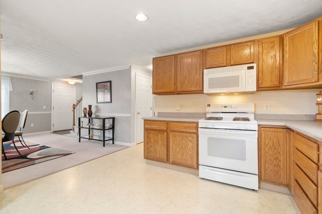 43 Cheyenne Road Worcester, MA 01606 - Photo 20 of 42 Gallery Image 20