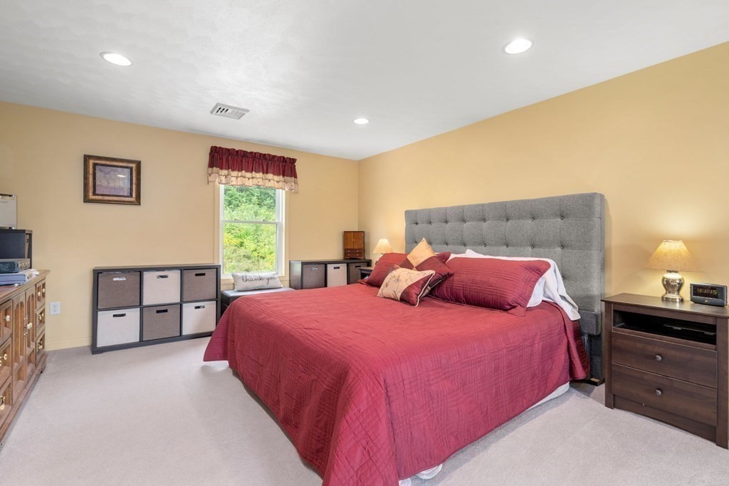 43 Cheyenne Road Worcester, MA 01606 - Photo 22 of 42 Gallery Image 22