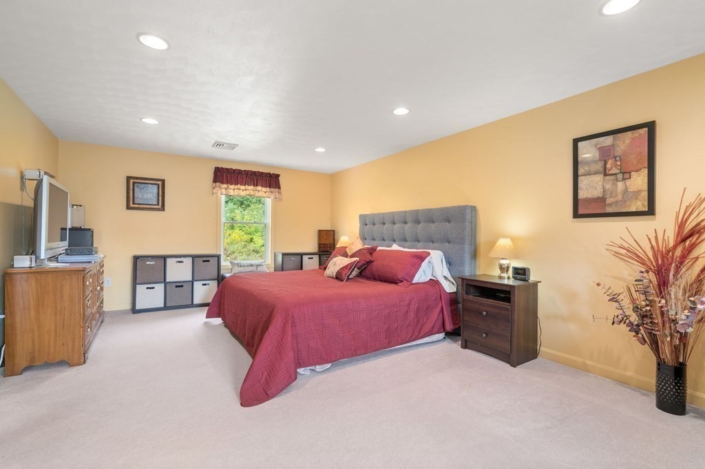43 Cheyenne Road Worcester, MA 01606 - Photo 24 of 42 Gallery Image 24