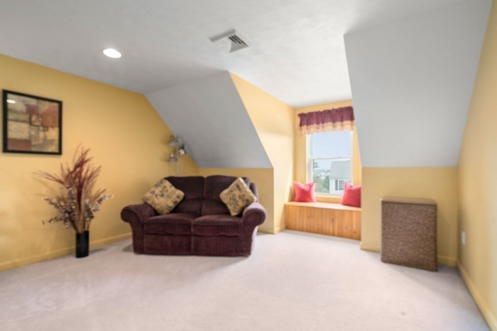 43 Cheyenne Road Worcester, MA 01606 - Photo 26 of 42 Gallery Image 26