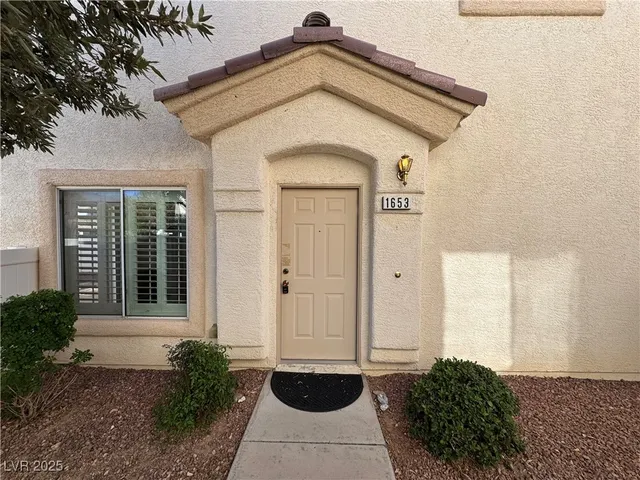 $1,800 | 1653 Lefty Garcia Way, Henderson, NV 89002