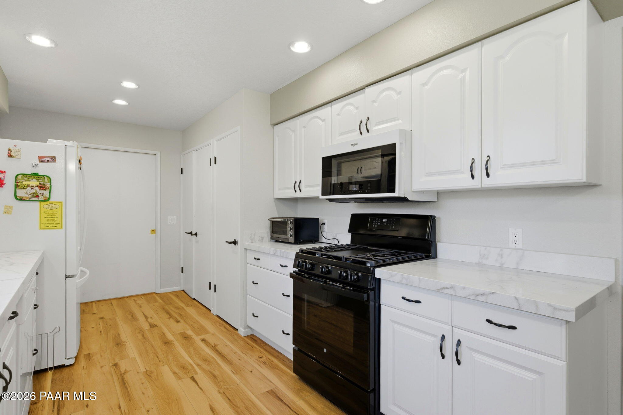 3030 Hozoni Road Prescott, AZ 86305 - Photo 16 of 37 16-Kitchen (2)