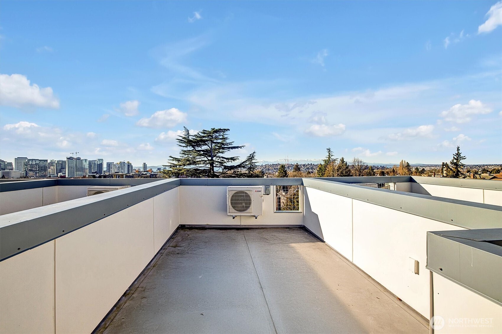 1227 East Roy Street Seattle, WA 98102 - Photo 25 of 35 a view of a terrace with skyline