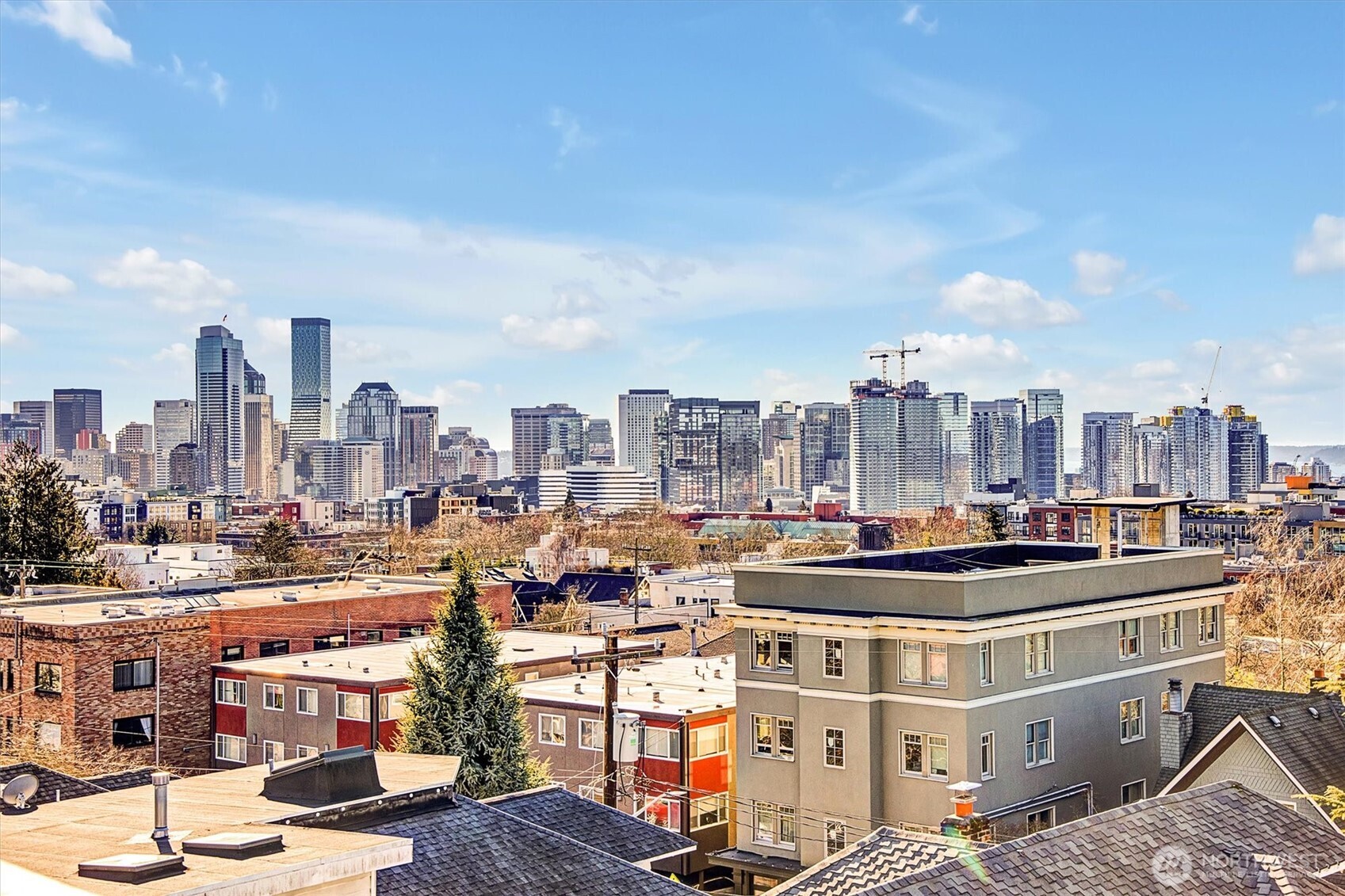 1227 East Roy Street Seattle, WA 98102 - Photo 28 of 35 a picture of city view