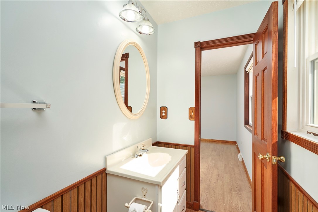 4055 Baird Road Stow, OH 44224 - Photo 16 of 21 1/2 bath