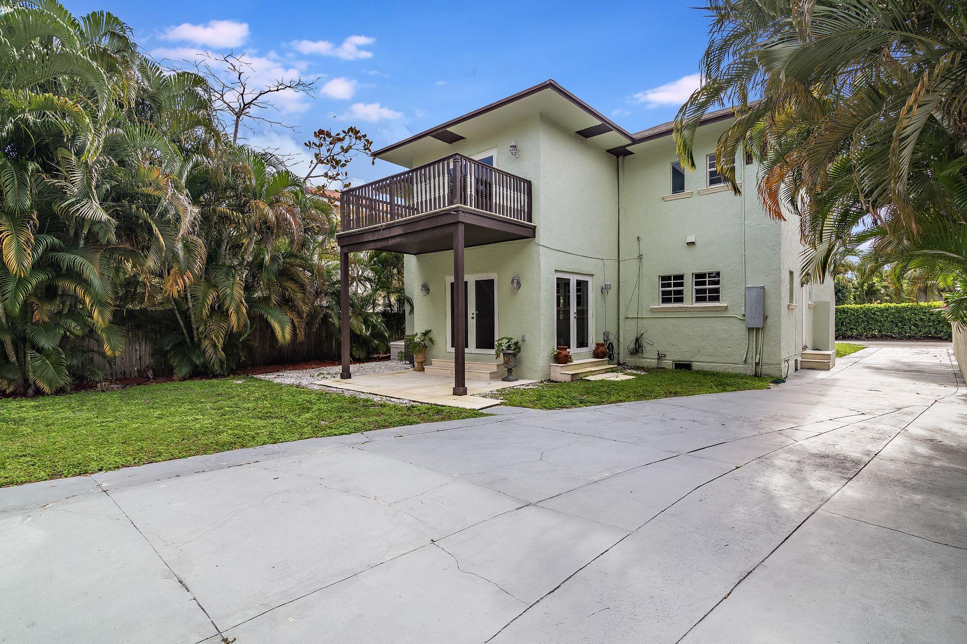 357 Marlborough Road West Palm Beach, FL 33405 - Photo 23 of 30 Property Back