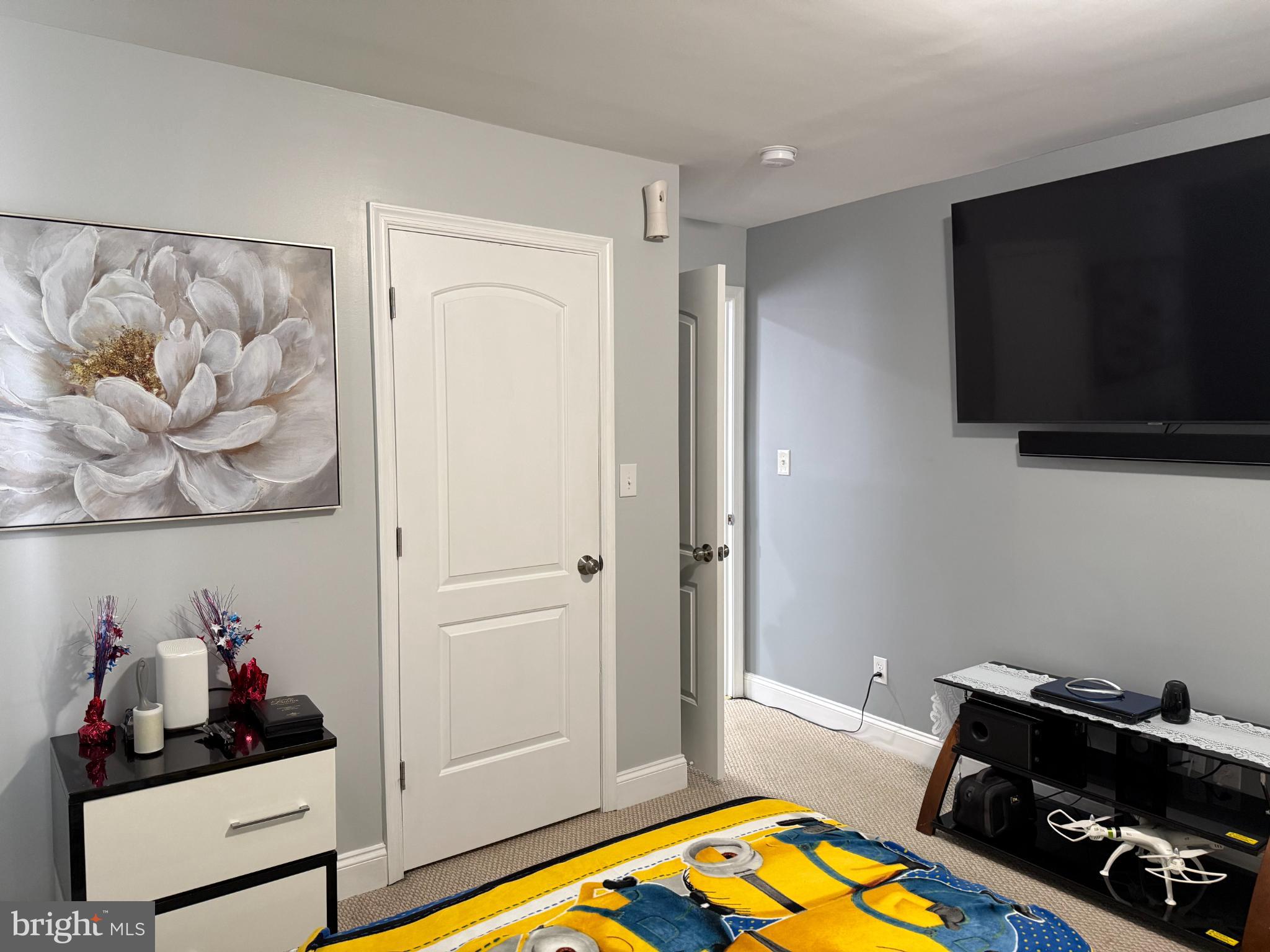 3499 Hillsmere Road Baltimore, MD 21207 - Photo 22 of 50 Modern retreat with serene floral accents.