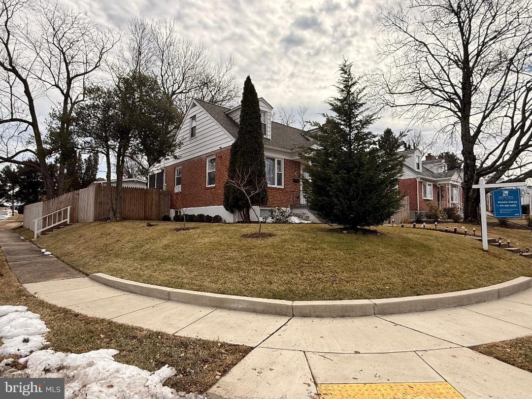 3499 Hillsmere Road Baltimore, MD 21207 - Photo 4 of 50 Charming brick home on a serene corner lot.