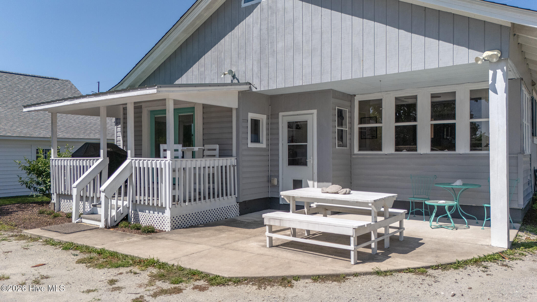 280 North Highway 101 Beaufort, NC 28516 - Photo 2 of 30