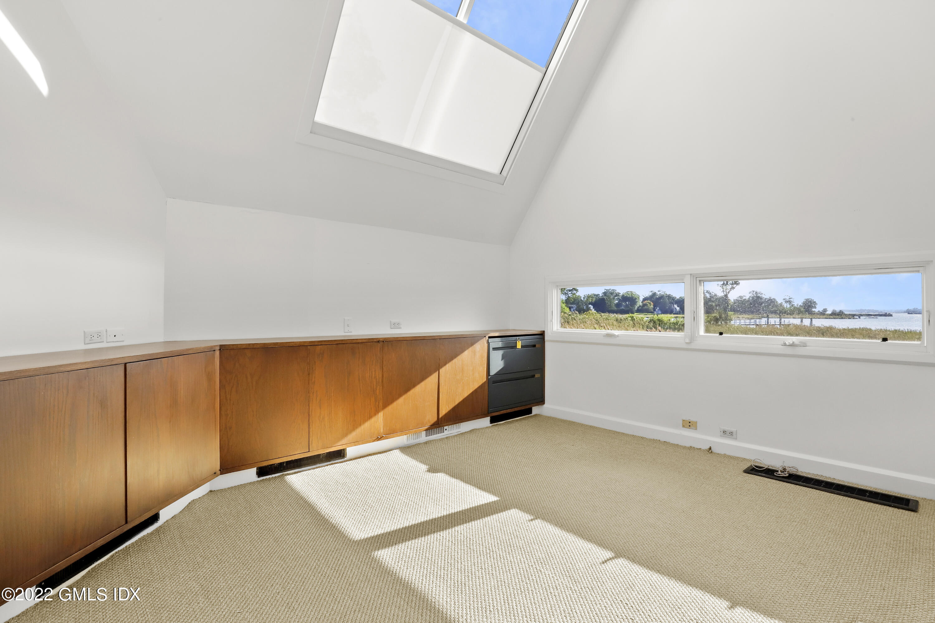 46 Carriglea Drive Riverside, CT 06878 - Photo 15 of 41 a view of room with kitchen