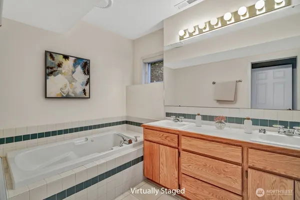 $790,000 | 126 Cormorant Drive, Steilacoom, WA 98388
