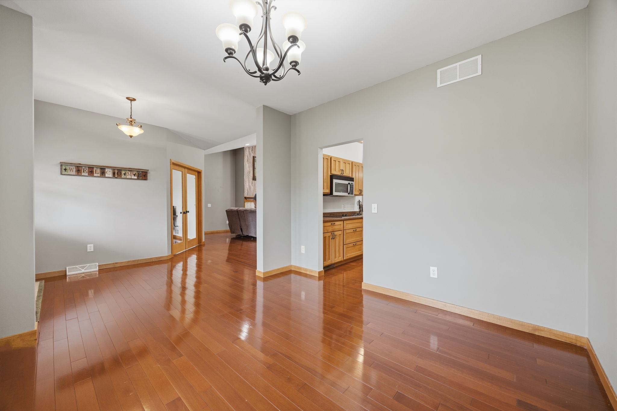 401 Highland Road Cambridge, WI 53523 - Photo 26 of 90