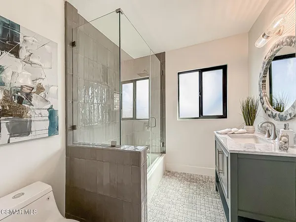 $1,275,000 | 7530 Gaviota Avenue, Van Nuys, CA 91406