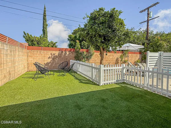 $1,275,000 | 7530 Gaviota Avenue, Van Nuys, CA 91406