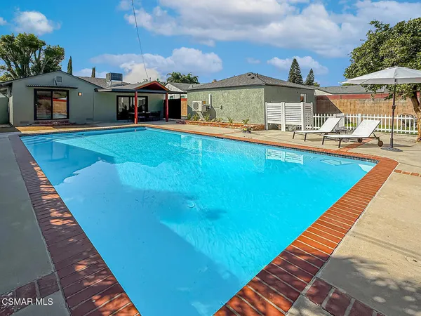 $1,275,000 | 7530 Gaviota Avenue, Van Nuys, CA 91406