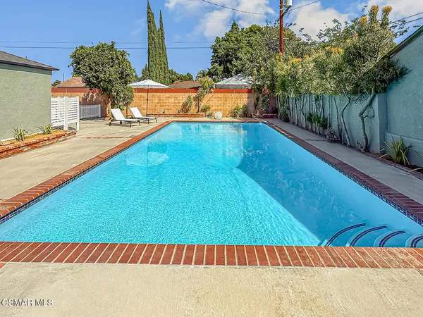 $1,275,000 | 7530 Gaviota Avenue, Van Nuys, CA 91406