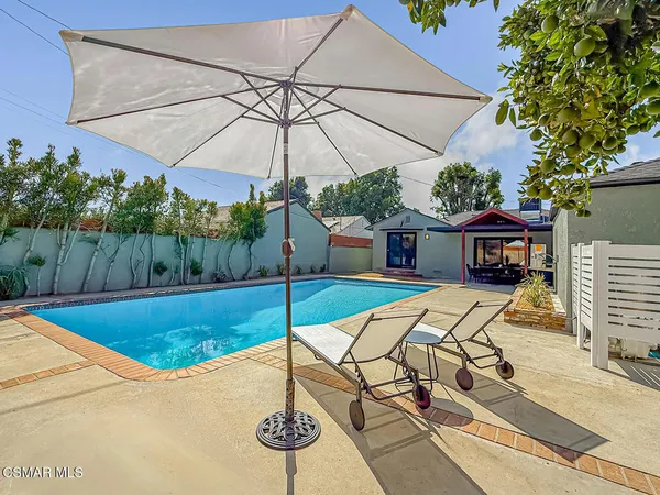 $1,275,000 | 7530 Gaviota Avenue, Van Nuys, CA 91406