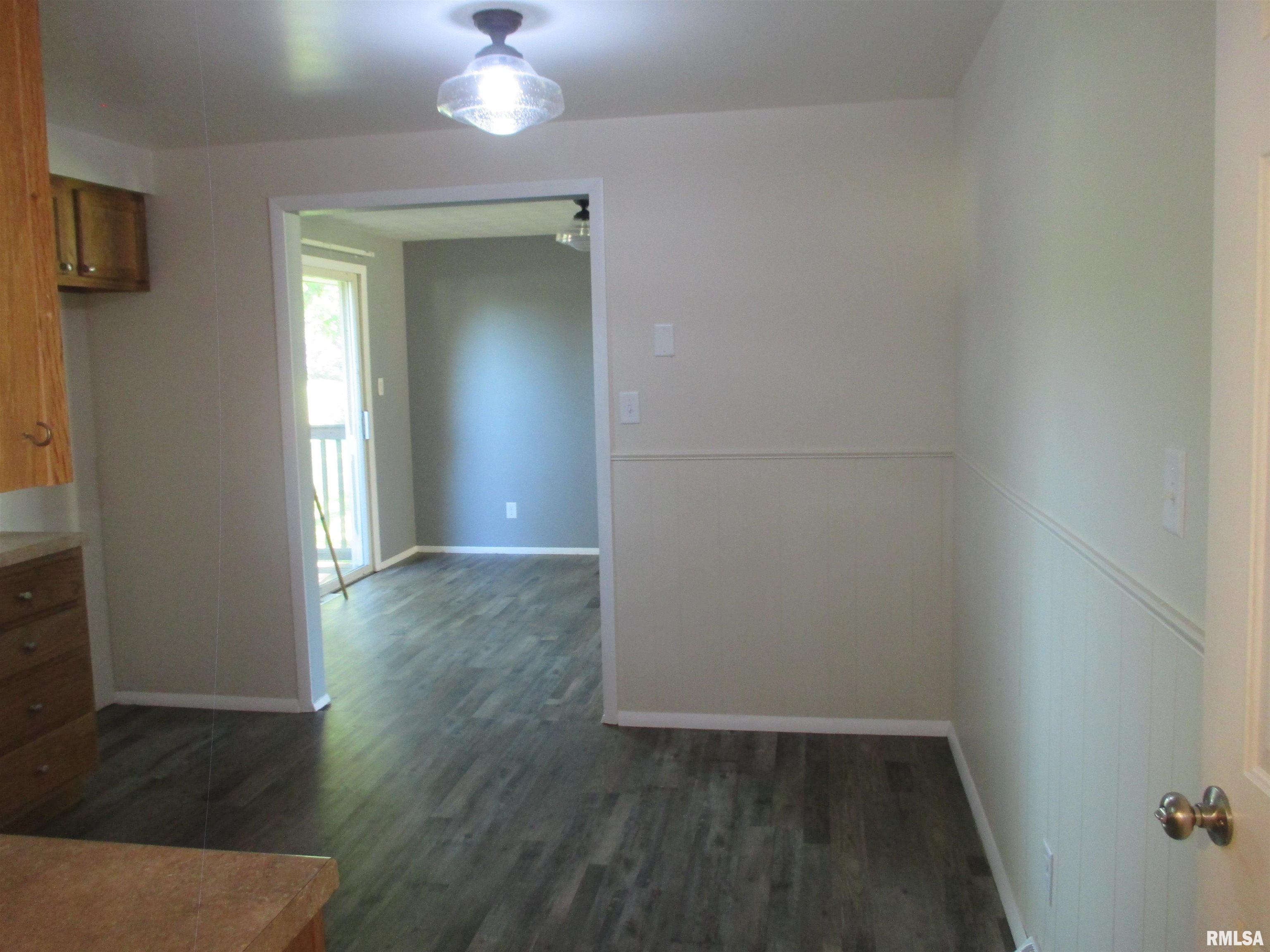 5216 West Airways Road Peoria, IL 61607 - Photo 16 of 31 Gallery Image 16