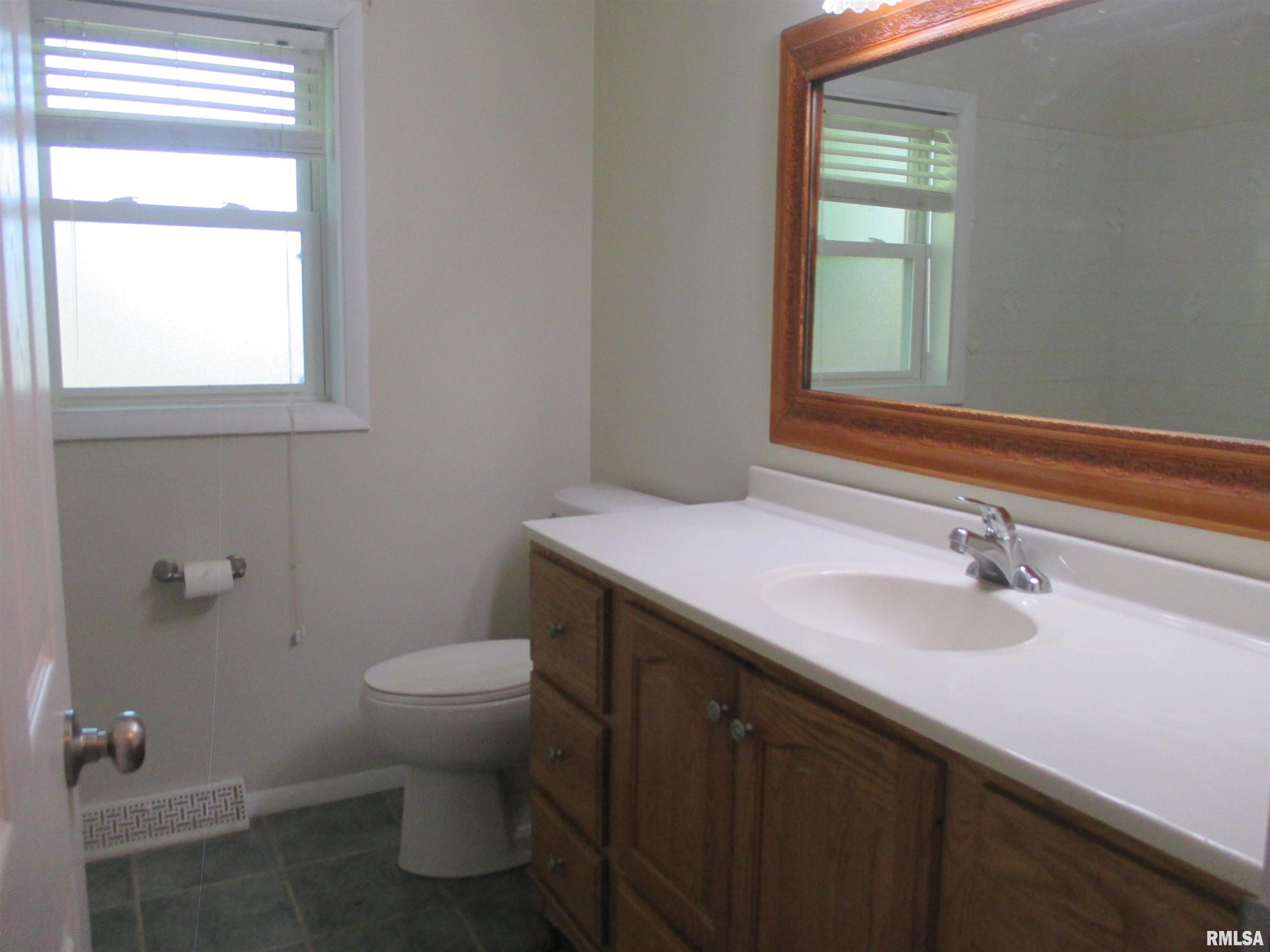 5216 West Airways Road Peoria, IL 61607 - Photo 21 of 31 Gallery Image 21