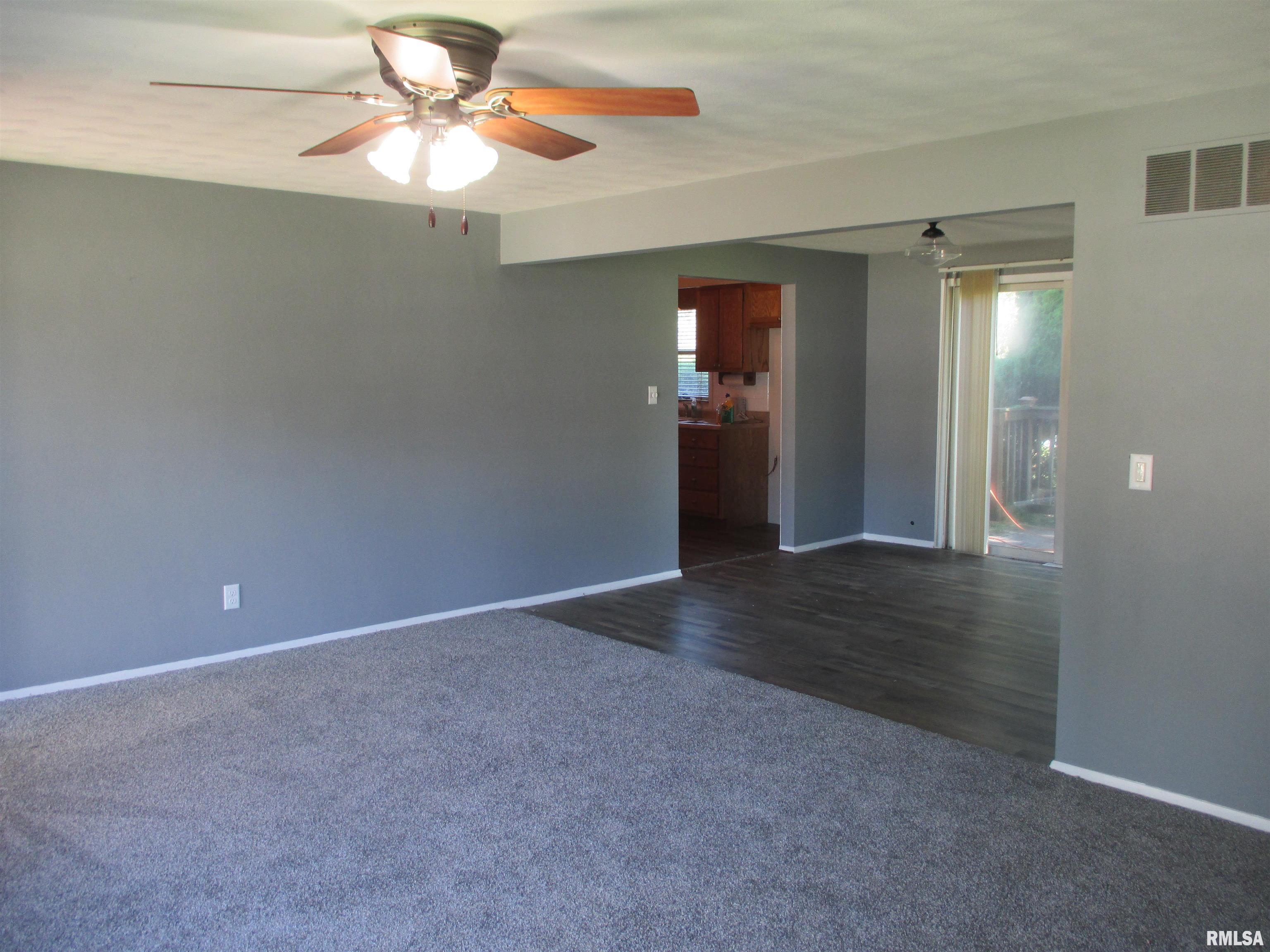 5216 West Airways Road Peoria, IL 61607 - Photo 10 of 31 Gallery Image 10