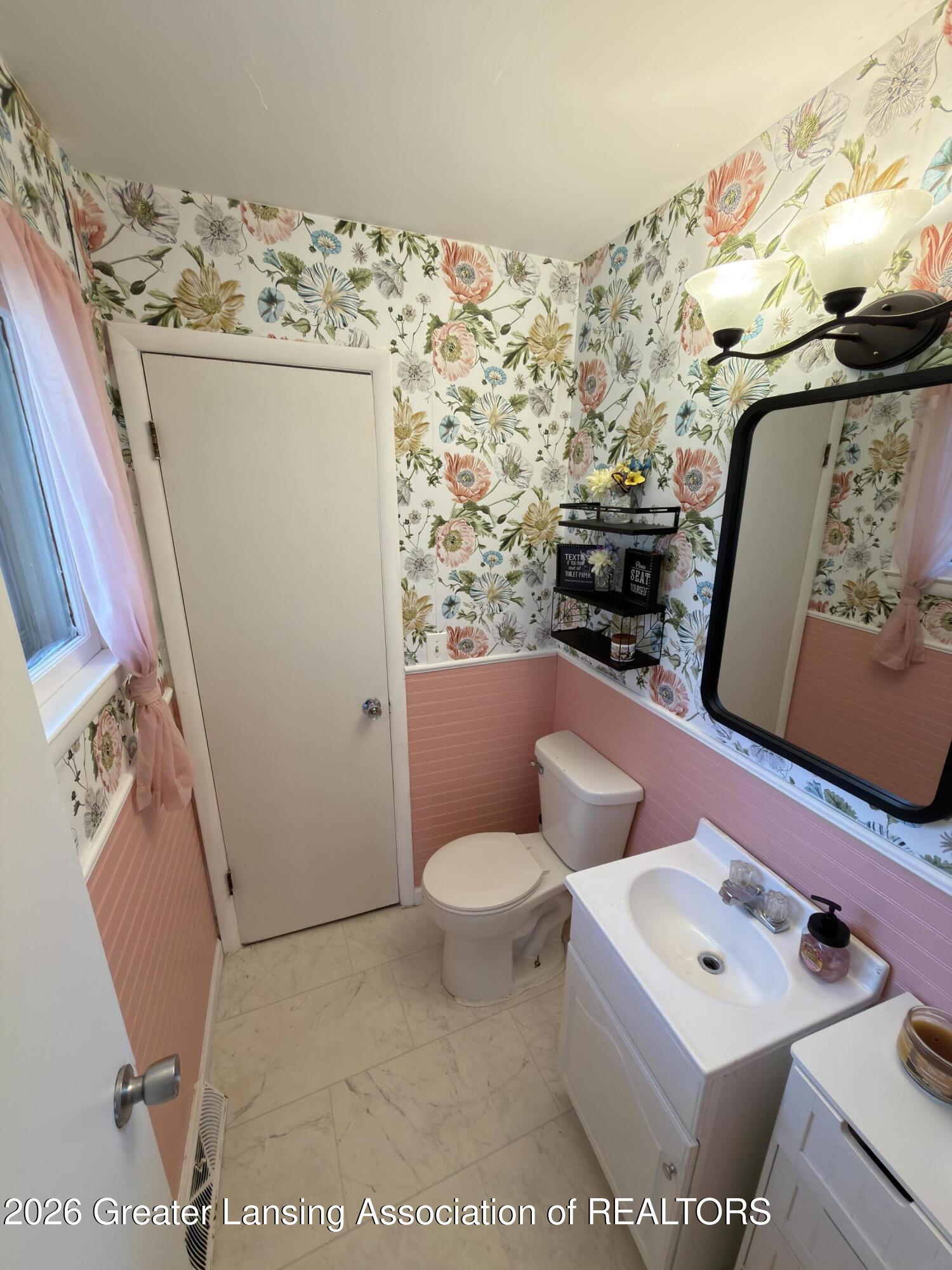 1833 South Waverly Road Lansing, MI 48917 - Photo 24 of 29 Basement Bathroom