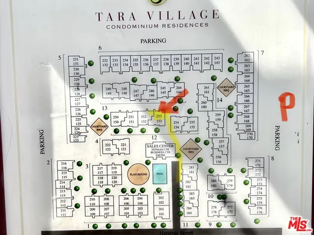 $3,100 | 18350 Hatteras Street, Unit 253, Tarzana, CA 91356