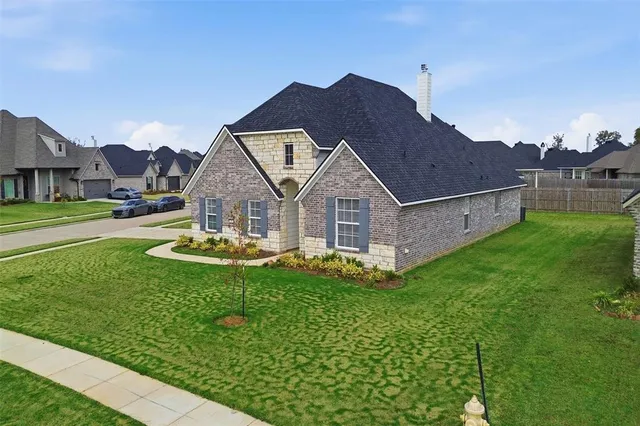 $339,900 | 209 Cullom Drive, Bossier City, LA 71112