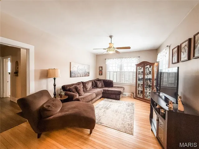 $199,900 | 549 South Grand Street, Nashville, IL 62263