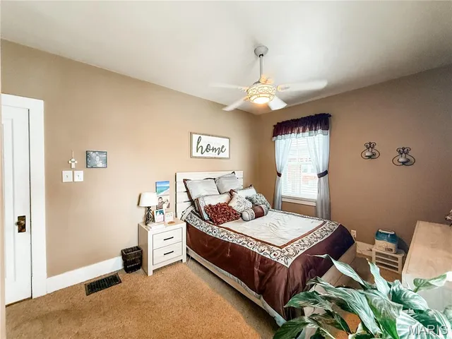 $199,900 | 549 South Grand Street, Nashville, IL 62263