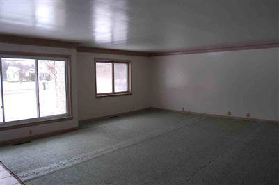 3092 North Jennings Road Flint, MI 48504 - Photo 4 of 6 20134615-3.JPG